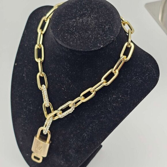 Authentic Louis Vuitton Lock & Key w/ Unbranded Gold Plated Gold Chain Necklace - Picture 3 of 11